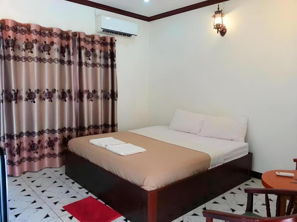 Khamsaner Hotel Vientiane Exterior foto